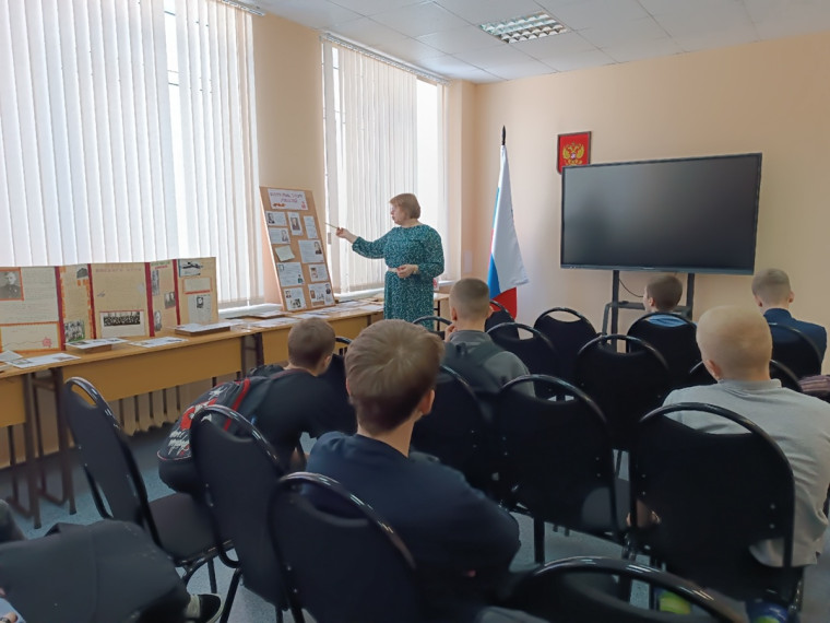 Экскурсии в школьный музей.